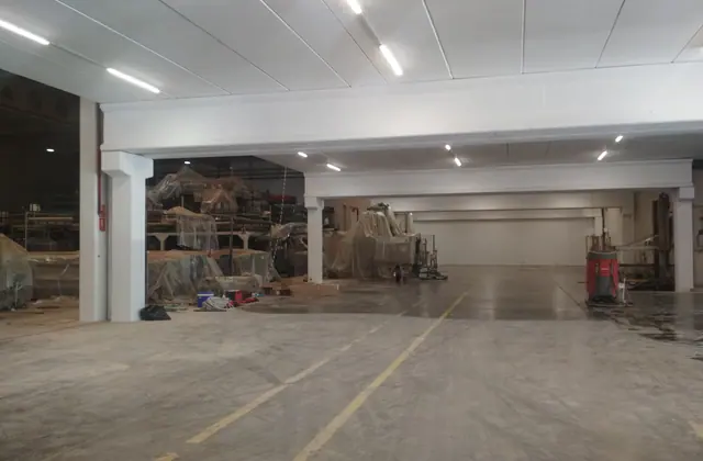 Altillo industrial de hormigón terminado